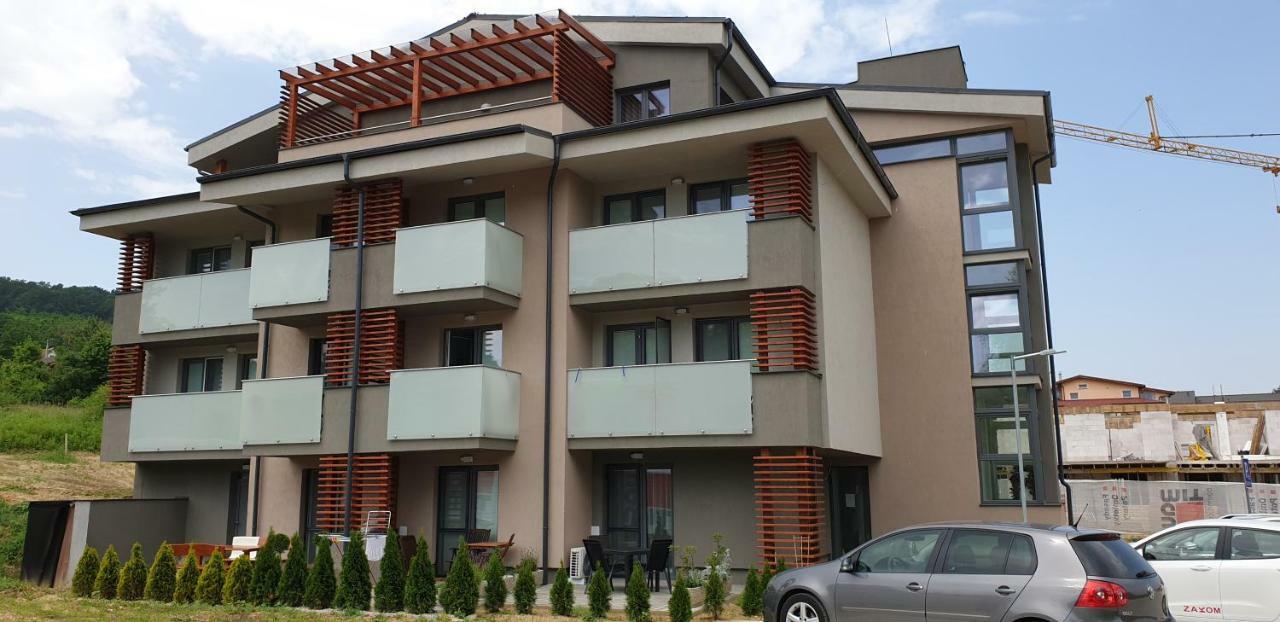 Apartmanovy Dom Diamond Apartman Sima Podhájska 外观 照片